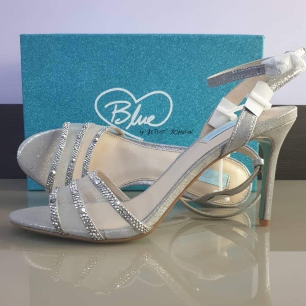 NEW Blue by Betsy Johnson - Silver Veda Sandal